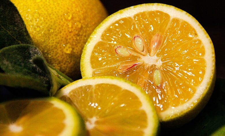 plátky citronu